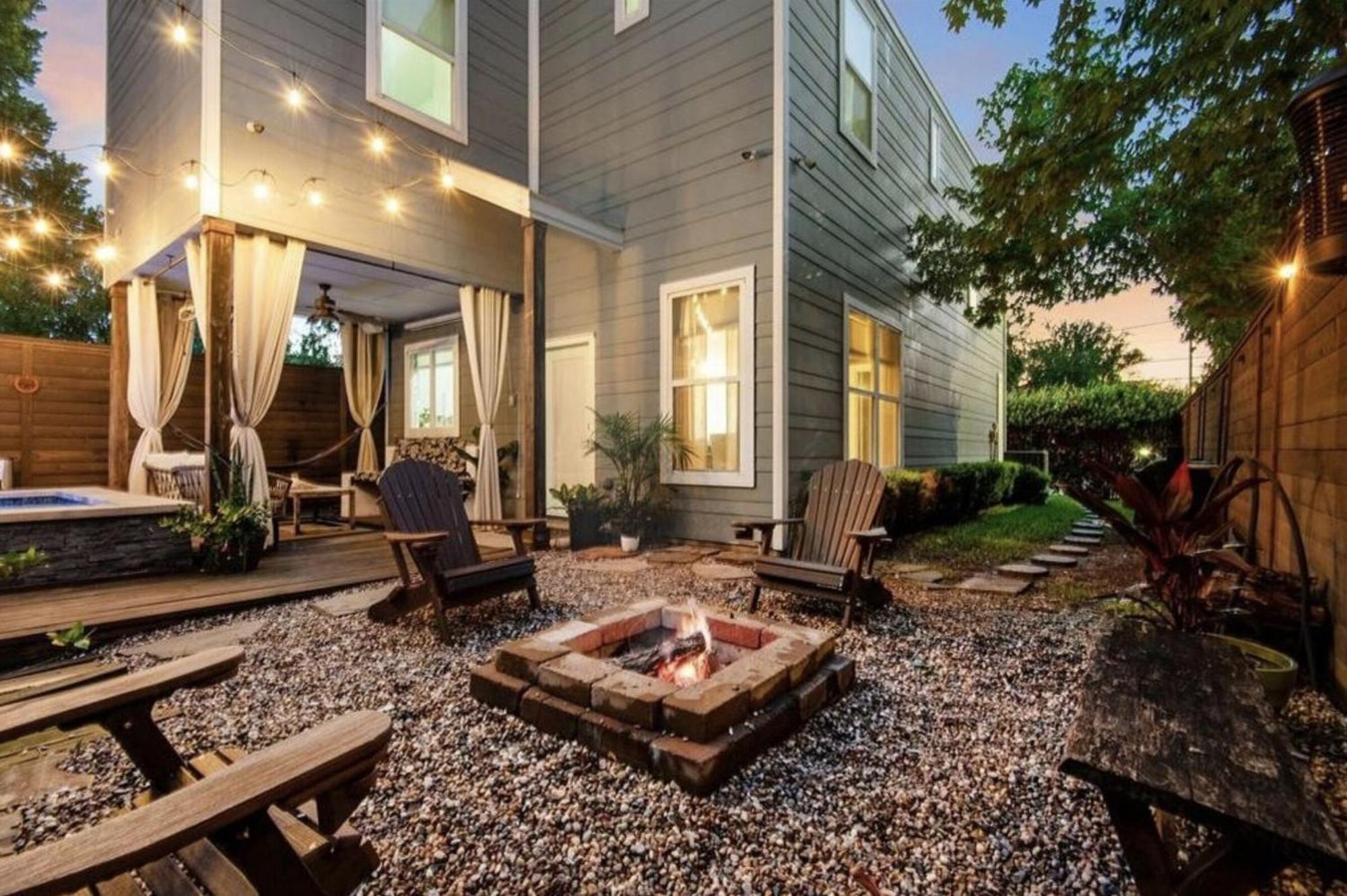 Private Downtown Oasis Home Hot Tub & Fire Pit Houston Buitenkant foto